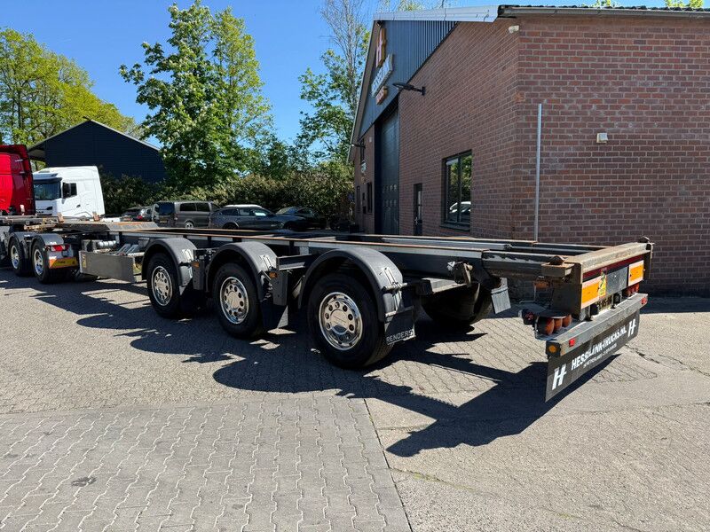 Renders ROC 16.30 LZV Containercombi 1x 20FT + 1x 40ft/45ft APK/TUV 05-2027 - Portacontenedore/ Intercambiable semirremolque: foto 5 Renders ROC 16.30 LZV Containercombi 1x 20FT + 1x 40ft/45ft APK/TUV 05-2027 - Portacontenedore/ Intercambiable semirremolque: foto 5