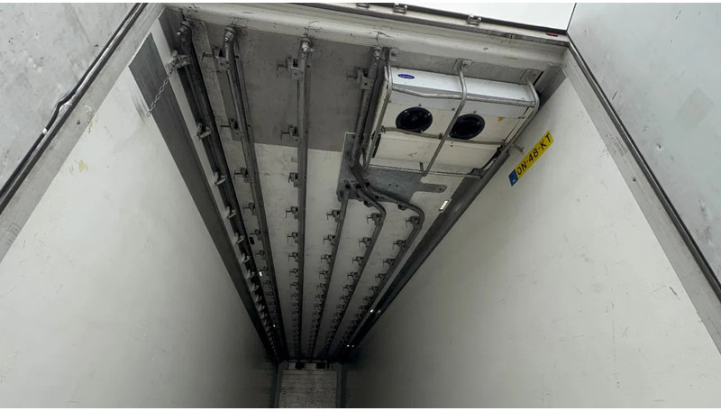 Schmitz Cargobull SKO 24 5x Meatrails Rohrbahnen Fleisch Carrier Vector 1950MT - Isotérmico semirremolque: foto 4 Schmitz Cargobull SKO 24 5x Meatrails Rohrbahnen Fleisch Carrier Vector 1950MT - Isotérmico semirremolque: foto 4