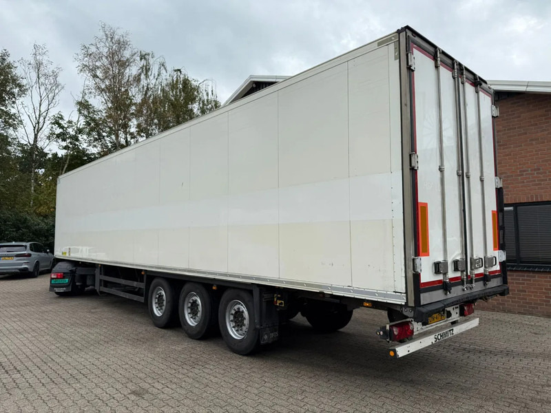 Schmitz Cargobull SKO 24 5x Vleeshaken Rohrbahnen Fleisch Carrier Vector 1950 MT NL Trailer - Isotérmico semirremolque: foto 3 Schmitz Cargobull SKO 24 5x Vleeshaken Rohrbahnen Fleisch Carrier Vector 1950 MT NL Trailer - Isotérmico semirremolque: foto 3