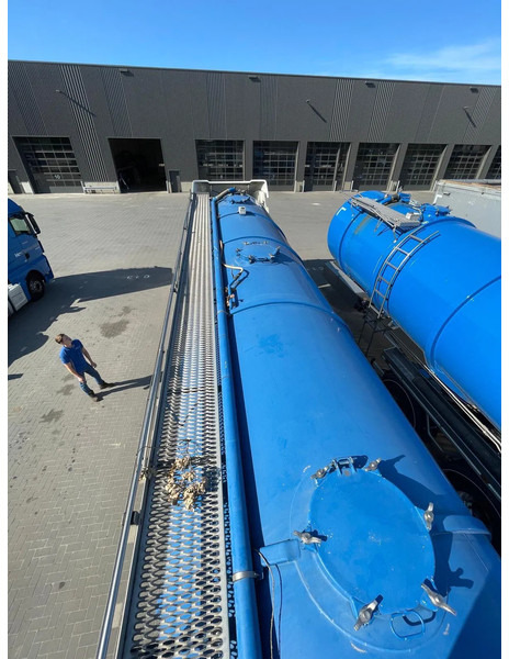 Vocol 36m3 RVS Mestoplegger Geijkte weging VMA Bemonstering 2X Stuuras - Cisterna semirremolque: foto 5 Vocol 36m3 RVS Mestoplegger Geijkte weging VMA Bemonstering 2X Stuuras - Cisterna semirremolque: foto 5