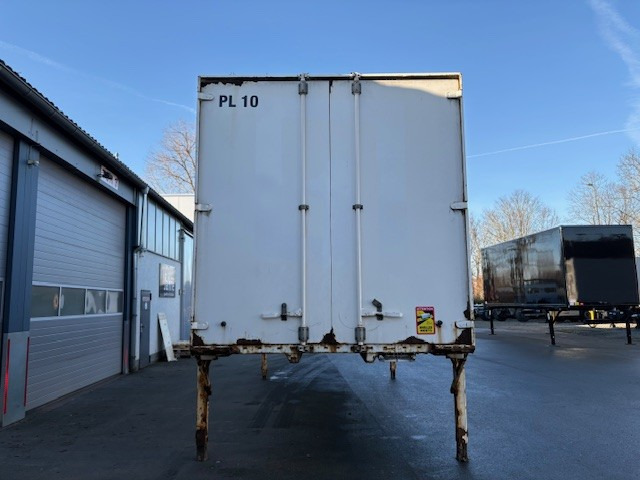 Krone BDF-System 7.45 m, mit Portaltüren - Caja cerrada: foto 1 Krone BDF-System 7.45 m, mit Portaltüren - Caja cerrada: foto 1