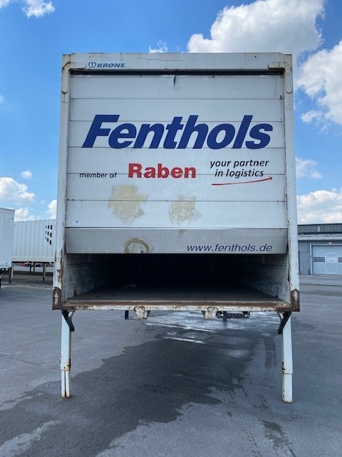 Krone BDF-System, 7.450 mm, Heck Rolltor - Caja cerrada: foto 5 Krone BDF-System, 7.450 mm, Heck Rolltor - Caja cerrada: foto 5