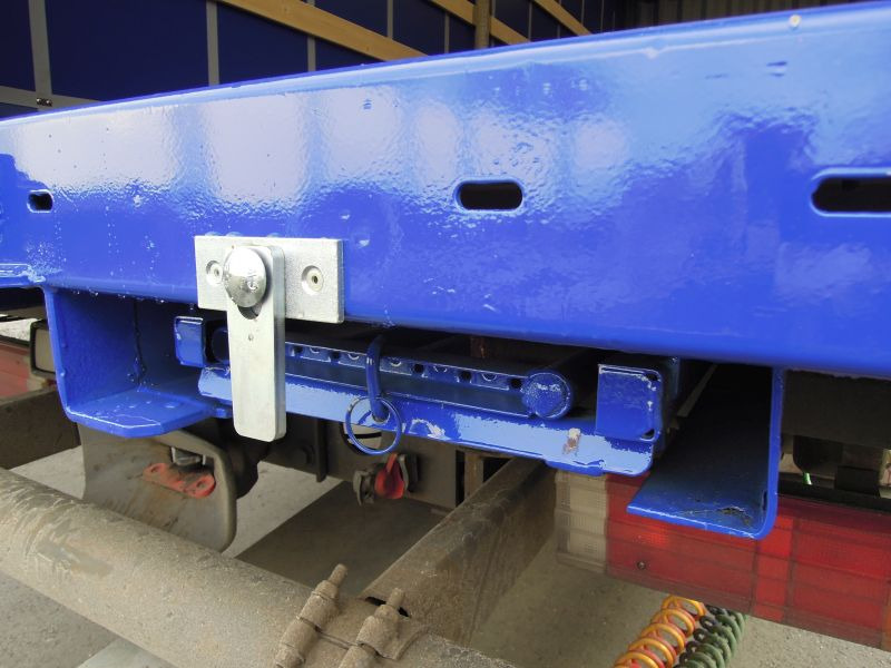 Krone BDF-System, 7.450 mm lang - Toldo carrocería: foto 4 Krone BDF-System, 7.450 mm lang - Toldo carrocería: foto 4