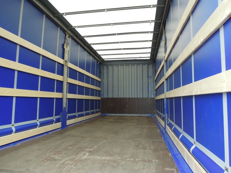 Krone BDF-System, 7.450 mm lang - Toldo carrocería: foto 2 Krone BDF-System, 7.450 mm lang - Toldo carrocería: foto 2