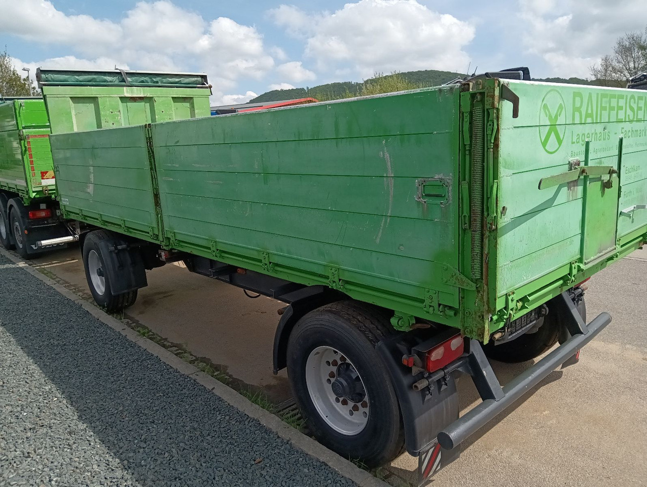 Meusburger 2-A 3-Seitenkipper 16m3 Getreide Alufelgen 4,6t - Volquete remolque: foto 5 Meusburger 2-A 3-Seitenkipper 16m3 Getreide Alufelgen 4,6t - Volquete remolque: foto 5