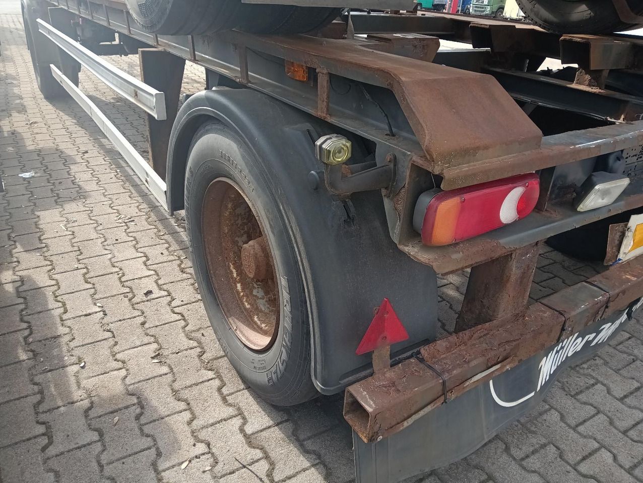 Remolque multilift/ Portacontenedores de cadenas Müller-Mitteltal RA18 Abrollanhänger 7m BPW Trommel TÜV 5/2025 Müller-Mitteltal RA18 Abrollanhänger 7m BPW Trommel TÜV 5/2025: foto 6 Remolque multilift/ Portacontenedores de cadenas Müller-Mitteltal RA18 Abrollanhänger 7m BPW Trommel TÜV 5/2025 Müller-Mitteltal RA18 Abrollanhänger 7m BPW Trommel TÜV 5/2025: foto 6