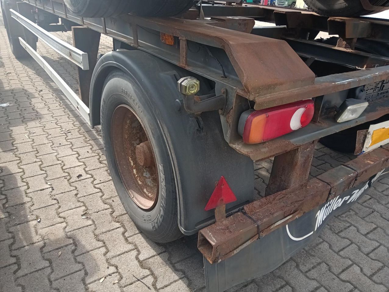 Remolque multilift/ Portacontenedores de cadenas Müller-Mitteltal RA18 Abrollanhänger 7m BPW Trommel TÜV 5/2025 Müller-Mitteltal RA18 Abrollanhänger 7m BPW Trommel TÜV 5/2025: foto 24 Remolque multilift/ Portacontenedores de cadenas Müller-Mitteltal RA18 Abrollanhänger 7m BPW Trommel TÜV 5/2025 Müller-Mitteltal RA18 Abrollanhänger 7m BPW Trommel TÜV 5/2025: foto 24