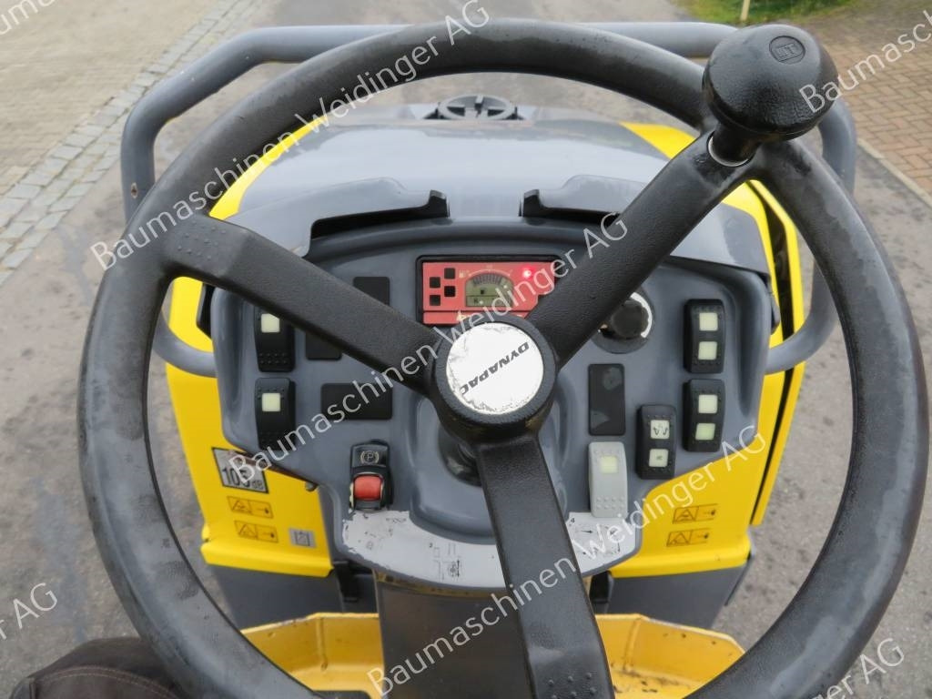 Apisonadora de asfalto Dynapac CC 1100: foto 10