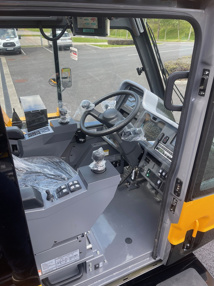 Autogrúa nuevo KATO CR-130Rv - 13 Ton Crane - Joystick Control & Stage V Engine: foto 32