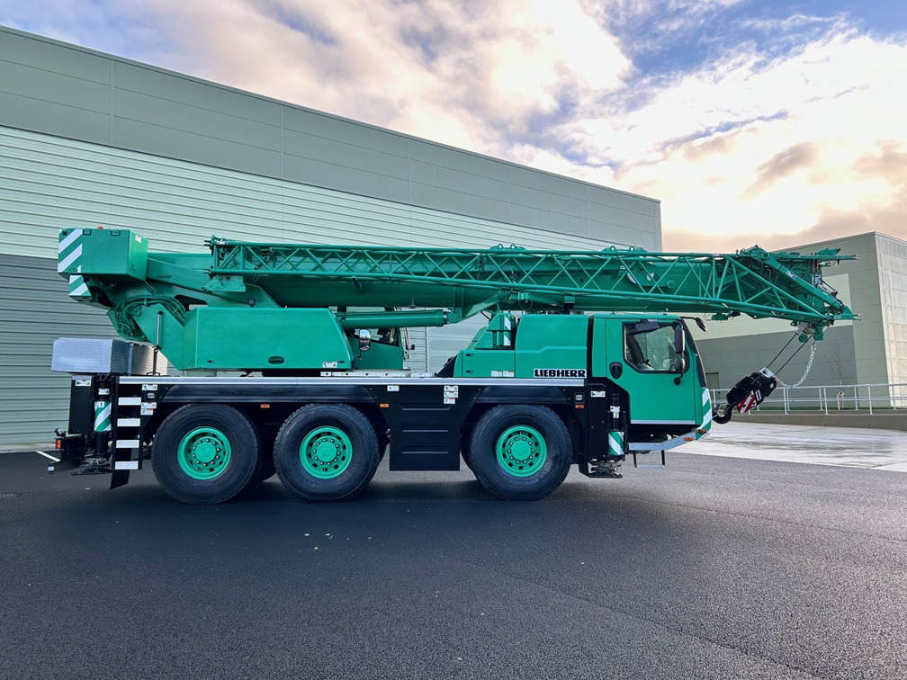 LIEBHERR LTM1050-3.1 with low hours and low kms - Grúa todo terreno: foto 3 LIEBHERR LTM1050-3.1 with low hours and low kms - Grúa todo terreno: foto 3