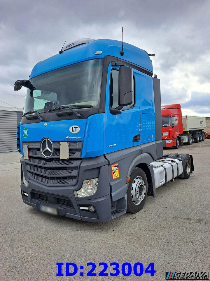 MERCEDES-BENZ Actros 1842 MEGA Euro6 - Cabeza tractora: foto 1 MERCEDES-BENZ Actros 1842 MEGA Euro6 - Cabeza tractora: foto 1