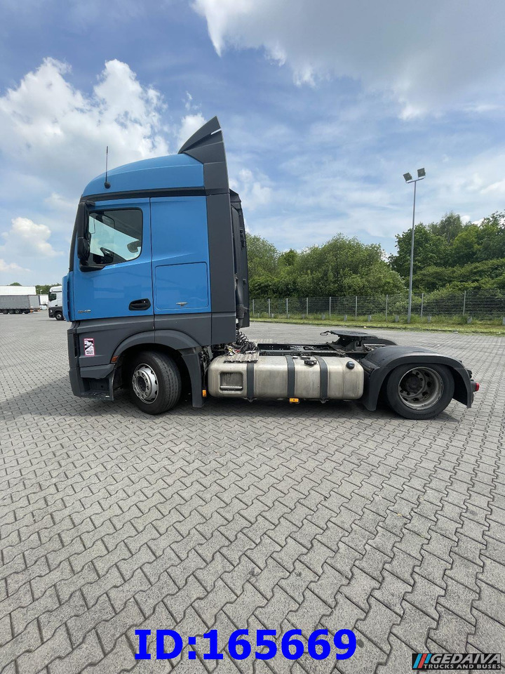 MERCEDES-BENZ Actros 1842 - Mega - Euro6 - Cabeza tractora: foto 1 MERCEDES-BENZ Actros 1842 - Mega - Euro6 - Cabeza tractora: foto 1