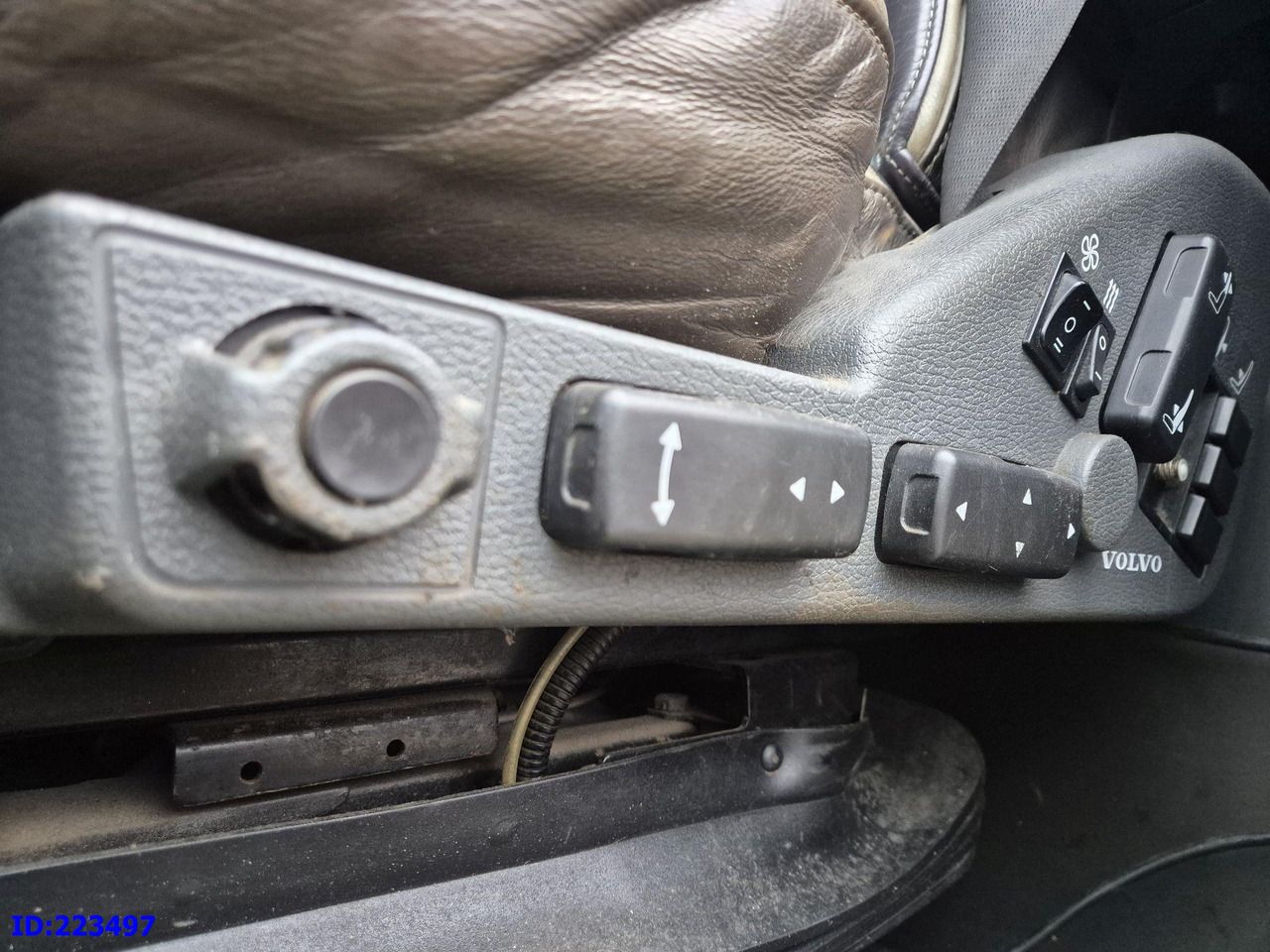 Cabeza tractora VOLVO FH16 700HP 6X4 Euro5: foto 19 Cabeza tractora VOLVO FH16 700HP 6X4 Euro5: foto 19