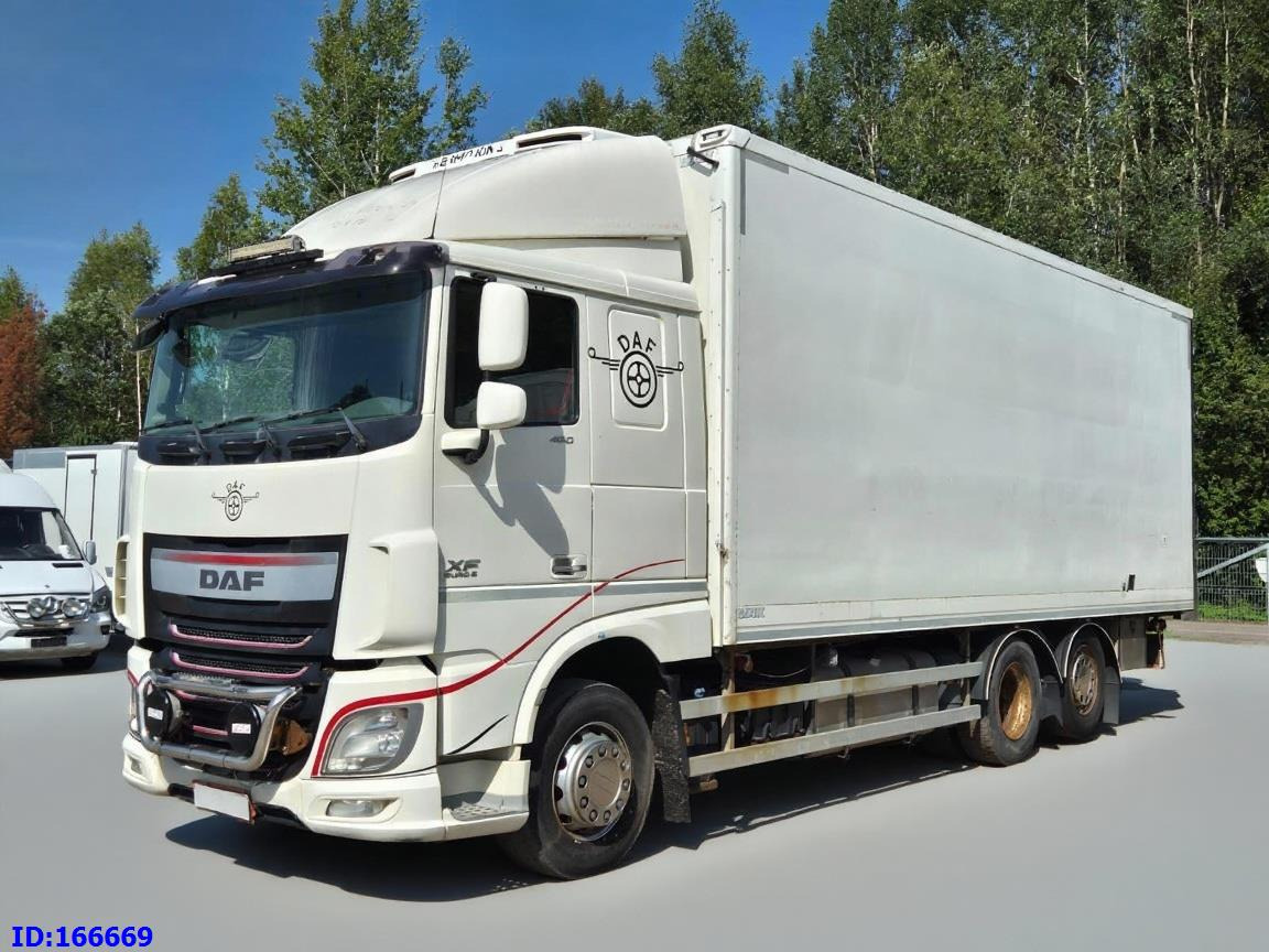 DAF XF 106.460 FAR 6X2 Euro6 - Frigorífico camión: foto 1 DAF XF 106.460 FAR 6X2 Euro6 - Frigorífico camión: foto 1