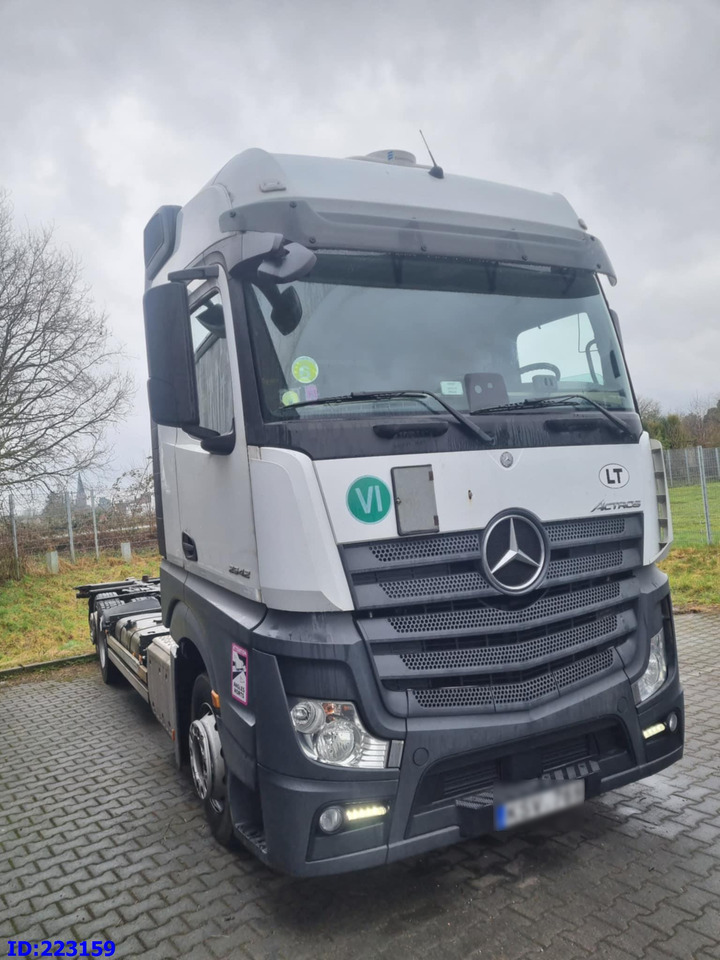 MERCEDES-BENZ Actros 2542 BDF 6x2  Euro6 - Chasis camión: foto 1 MERCEDES-BENZ Actros 2542 BDF 6x2  Euro6 - Chasis camión: foto 1
