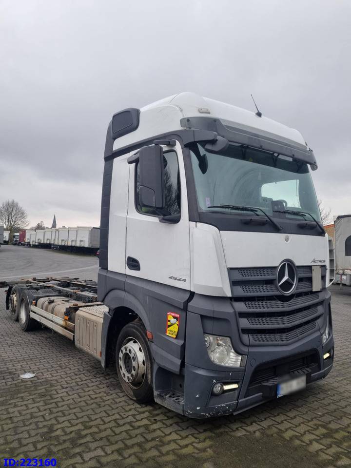 MERCEDES-BENZ Actros 2542 BDF Euro6 - Chasis camión: foto 2 MERCEDES-BENZ Actros 2542 BDF Euro6 - Chasis camión: foto 2