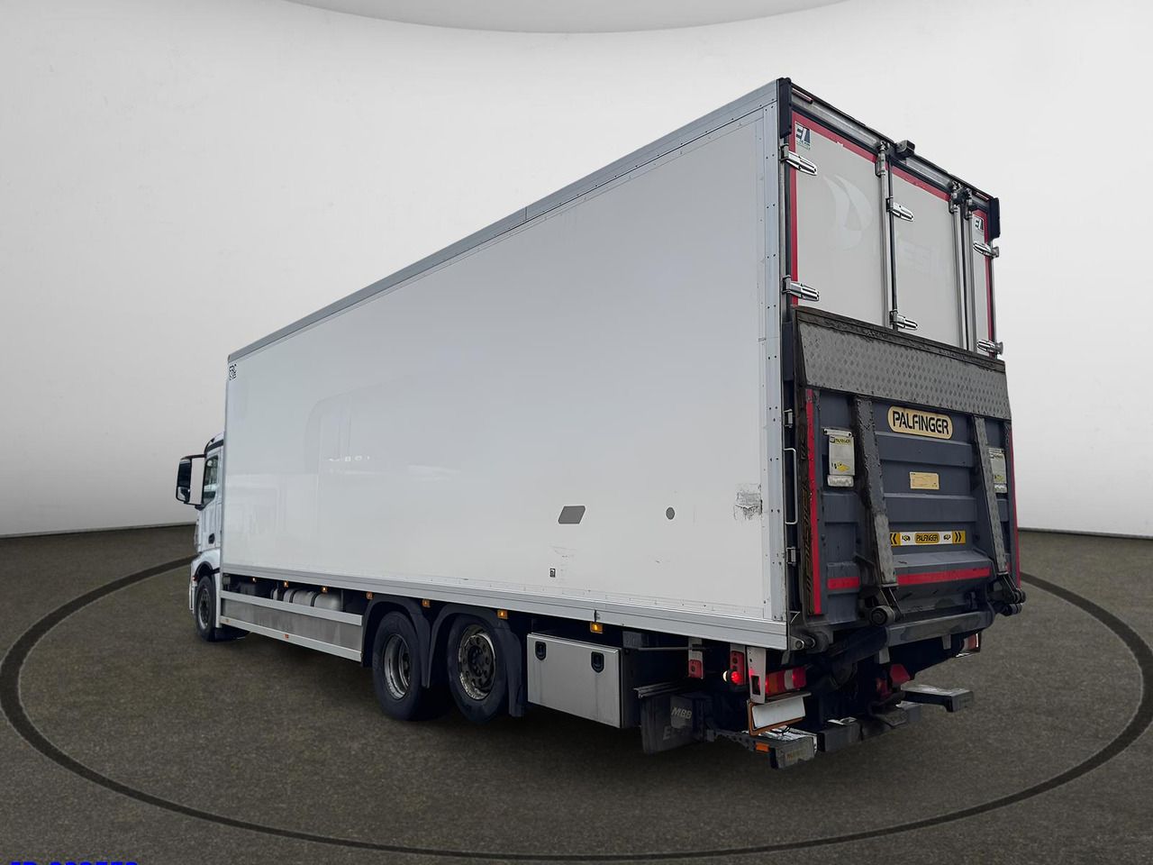 MERCEDES-BENZ Actros 2545 6x2 Euro5 - Frigorífico camión: foto 4 MERCEDES-BENZ Actros 2545 6x2 Euro5 - Frigorífico camión: foto 4