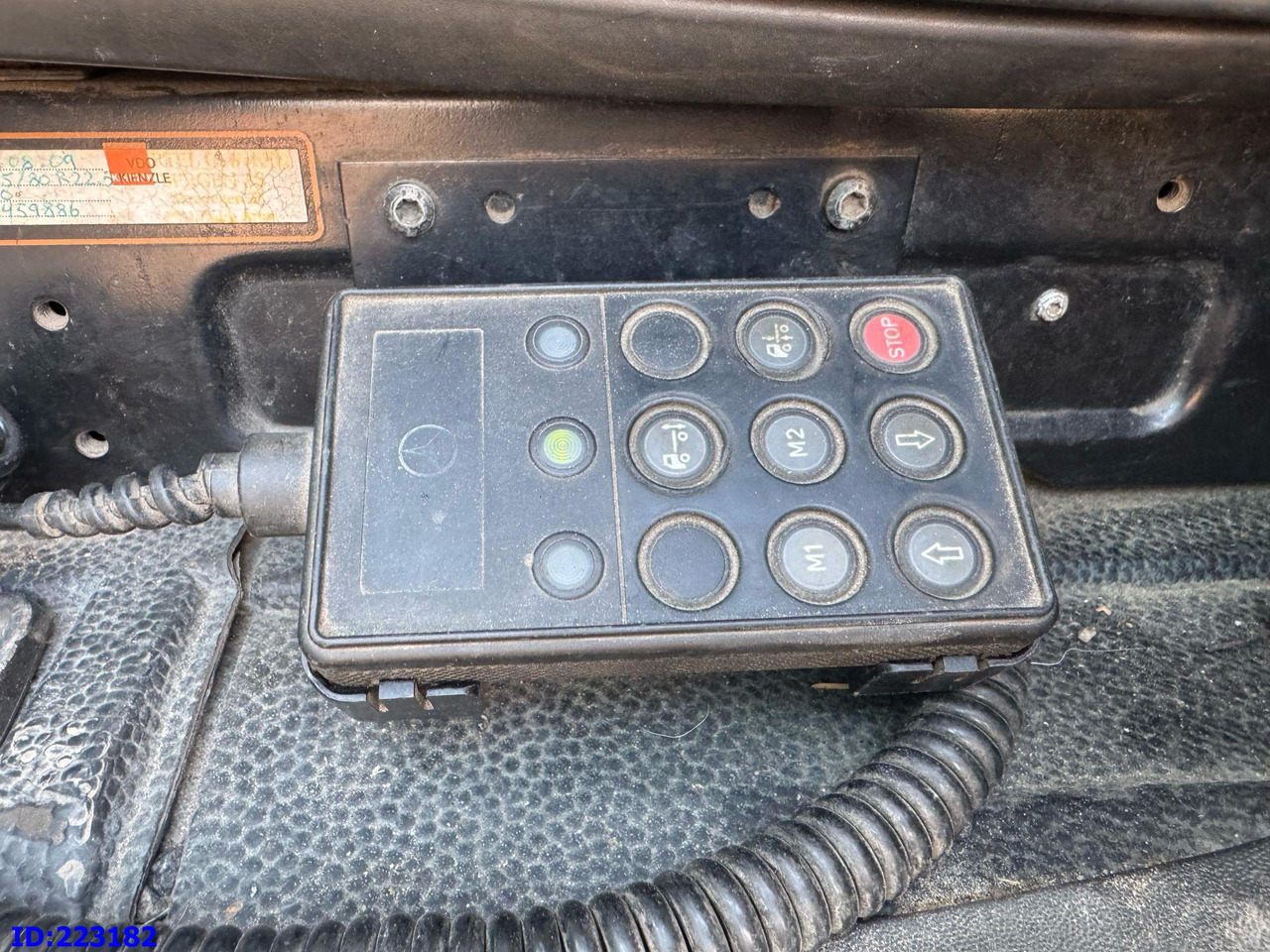 Multibasculante camión MERCEDES-BENZ Actros 2551 8x2 V8 Retarder: foto 11