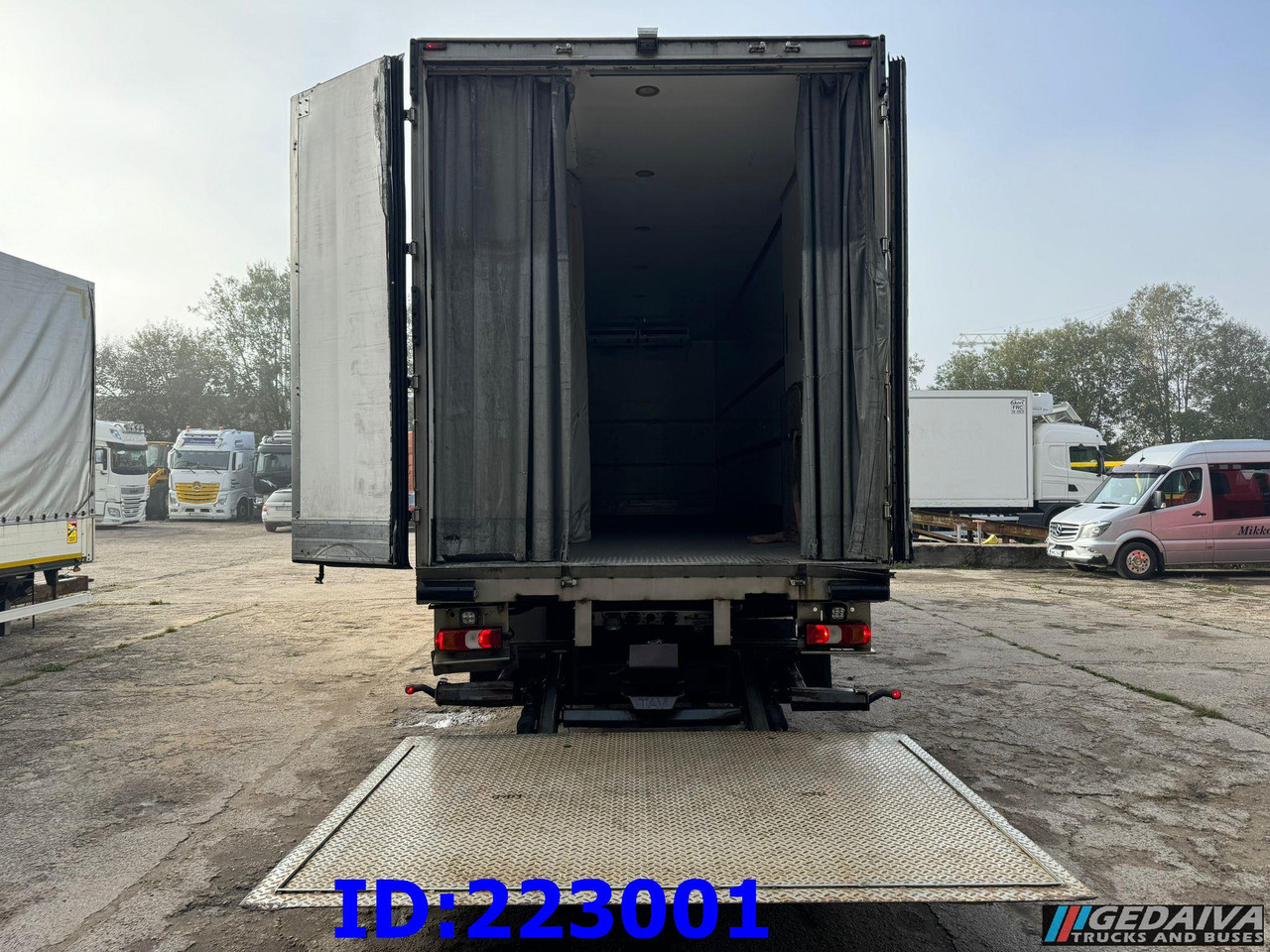 MERCEDES-BENZ Antos 2540 6x2 Euro6 - Frigorífico camión: foto 5 MERCEDES-BENZ Antos 2540 6x2 Euro6 - Frigorífico camión: foto 5