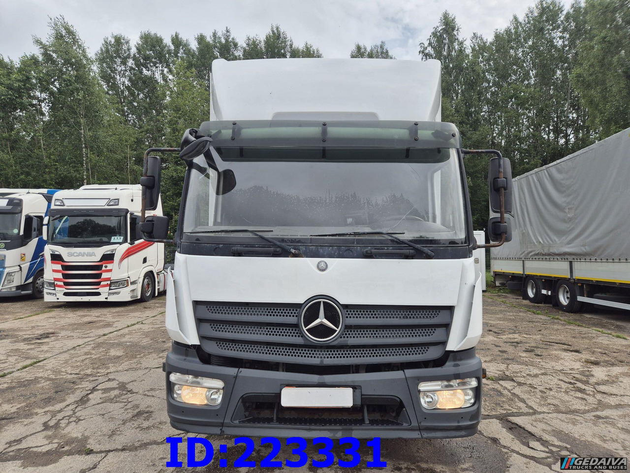 MERCEDES-BENZ Atego 1224 Euro6 (Open side box) - Isotérmico camión: foto 2 MERCEDES-BENZ Atego 1224 Euro6 (Open side box) - Isotérmico camión: foto 2