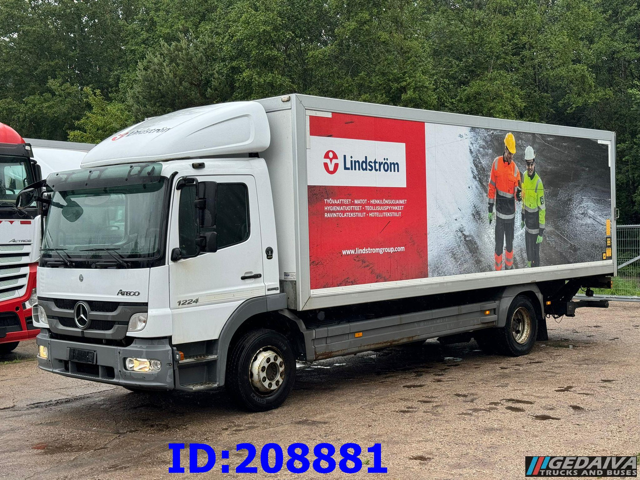 MERCEDES-BENZ Atego 1224 - Camión caja cerrada: foto 1 MERCEDES-BENZ Atego 1224 - Camión caja cerrada: foto 1