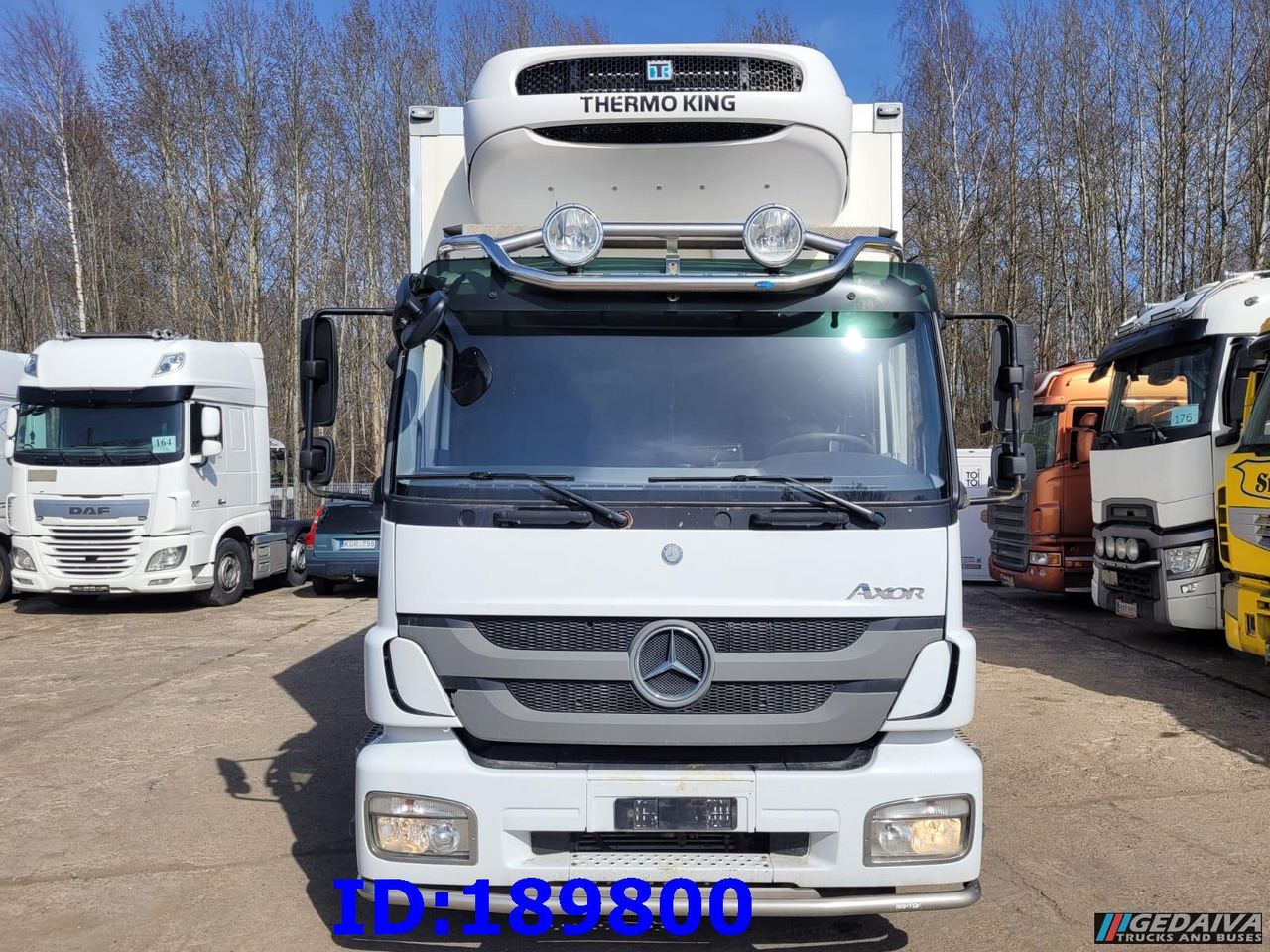 MERCEDES-BENZ Axor 1829 Euro5 Manual + Tail lift - Frigorífico camión: foto 2 MERCEDES-BENZ Axor 1829 Euro5 Manual + Tail lift - Frigorífico camión: foto 2