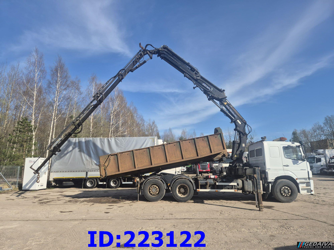 MERCEDES-BENZ Axor 2533 6x2 + Atlas 332.3E Crane - Volquete camión: foto 5 MERCEDES-BENZ Axor 2533 6x2 + Atlas 332.3E Crane - Volquete camión: foto 5
