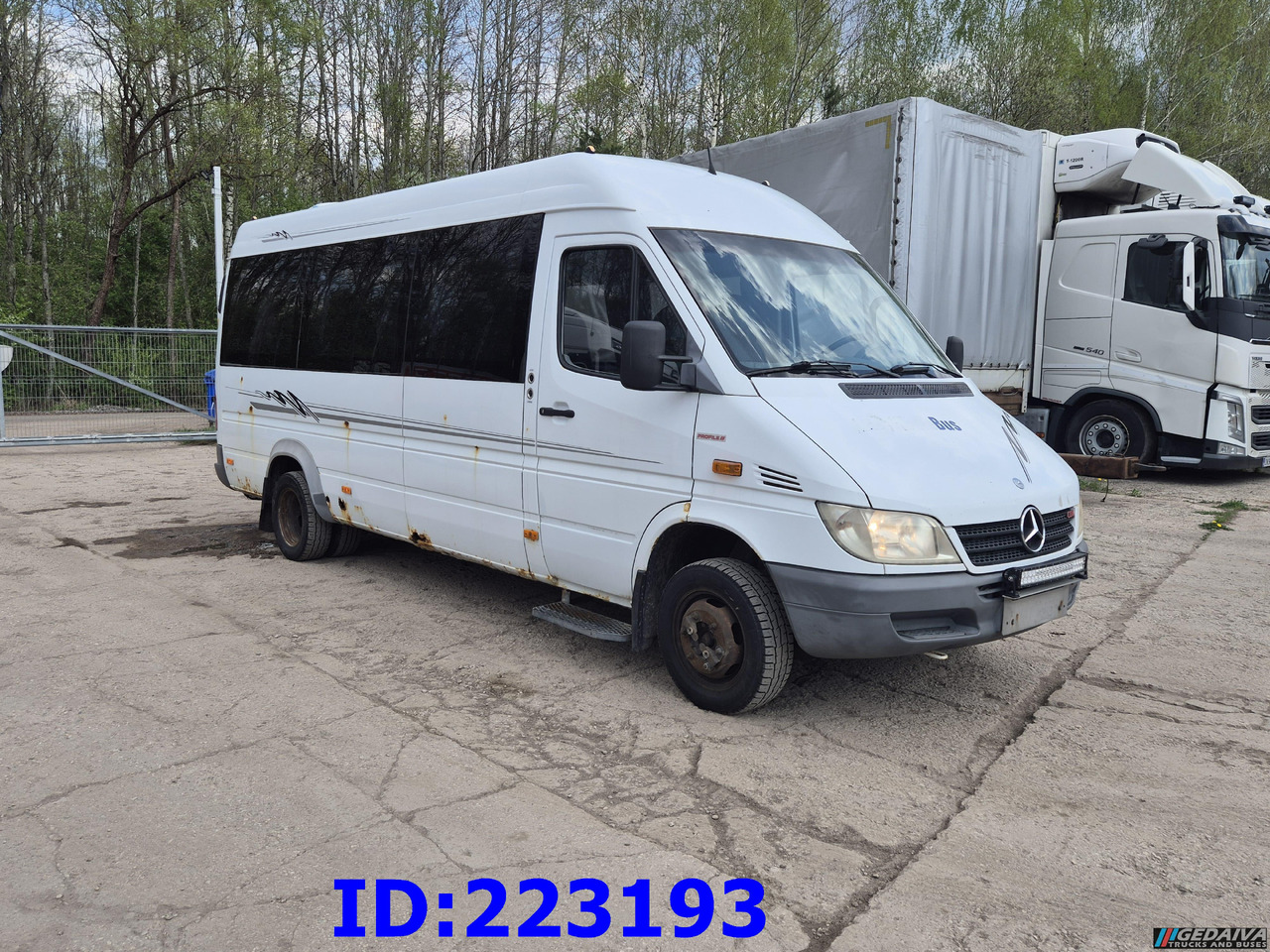 MERCEDES-BENZ Sprinter 416 VIP AC 17-seater - Autocar: foto 4 MERCEDES-BENZ Sprinter 416 VIP AC 17-seater - Autocar: foto 4