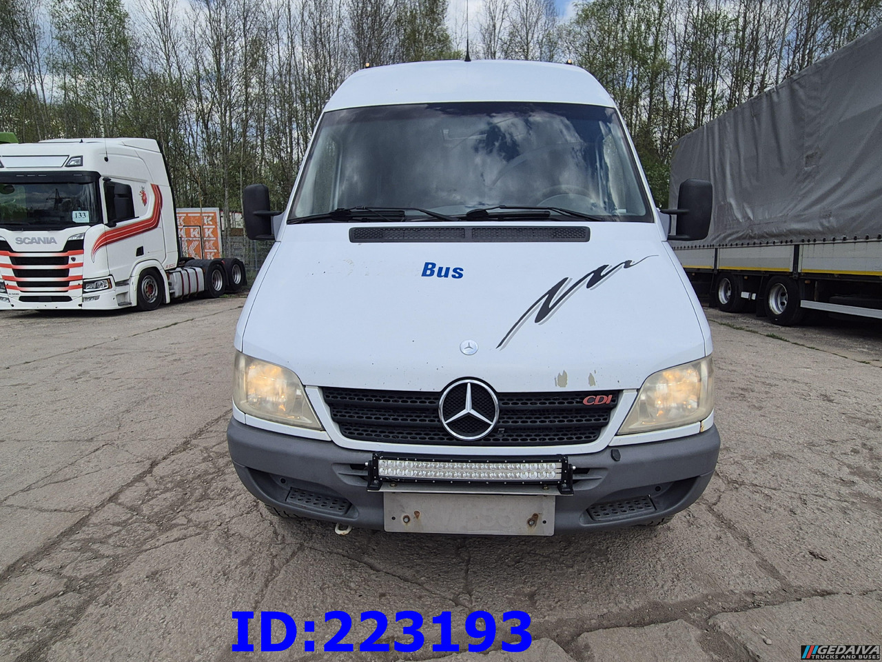 MERCEDES-BENZ Sprinter 416 VIP AC 17-seater - Autocar: foto 2 MERCEDES-BENZ Sprinter 416 VIP AC 17-seater - Autocar: foto 2