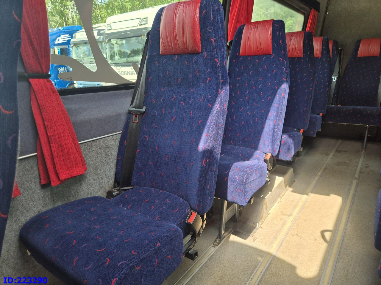 Minibús, Furgoneta de pasajeros MERCEDES-BENZ Sprinter 515 - 23 places: foto 12 Minibús, Furgoneta de pasajeros MERCEDES-BENZ Sprinter 515 - 23 places: foto 12