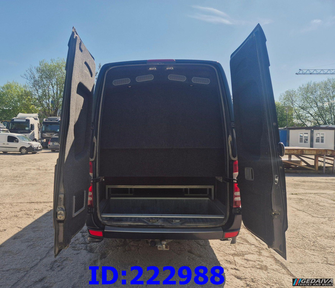 MERCEDES-BENZ Sprinter 519 VIP - 17 Seater - Autocar: foto 5 MERCEDES-BENZ Sprinter 519 VIP - 17 Seater - Autocar: foto 5