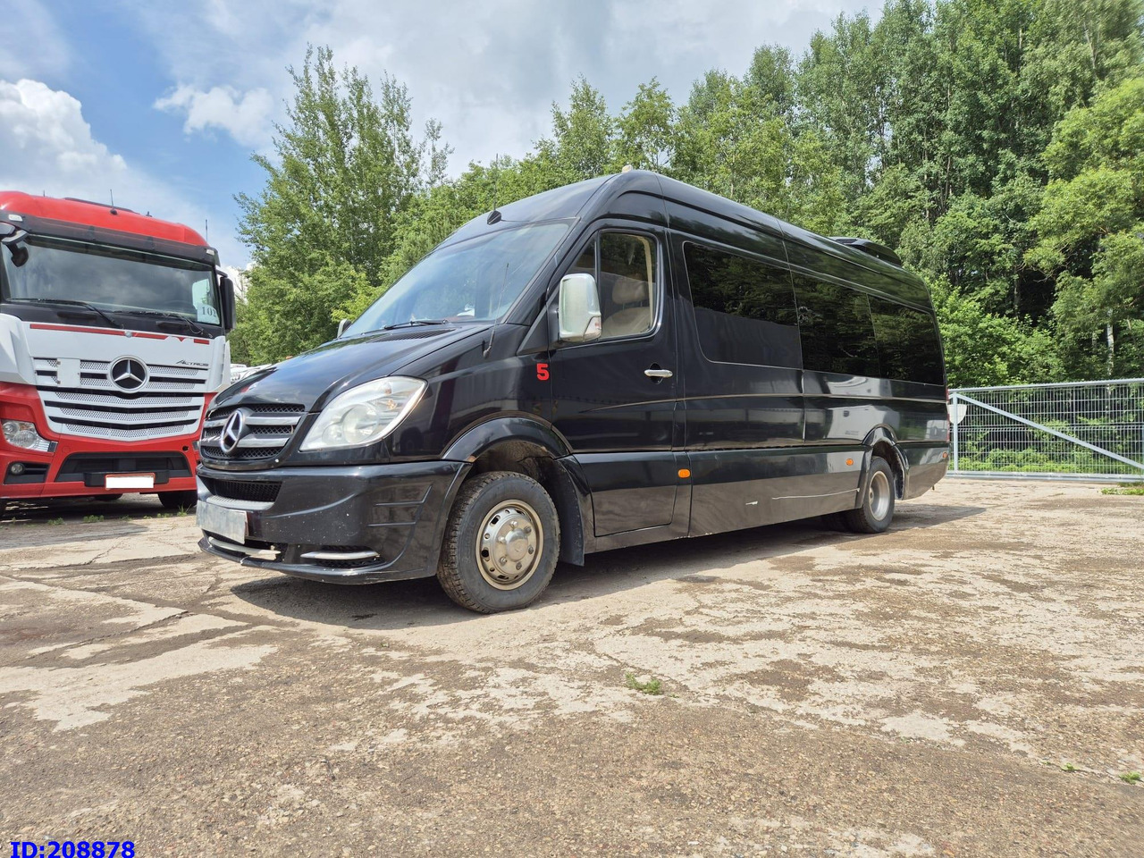 MERCEDES-BENZ Sprinter 519 -VIP- 17 places - Autocar: foto 1 MERCEDES-BENZ Sprinter 519 -VIP- 17 places - Autocar: foto 1