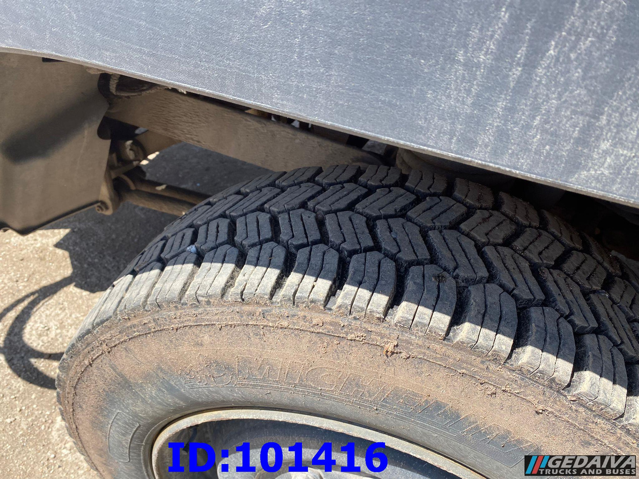 Máquina quitanieve MERCEDES-BENZ Unimog U300 4X4: foto 11