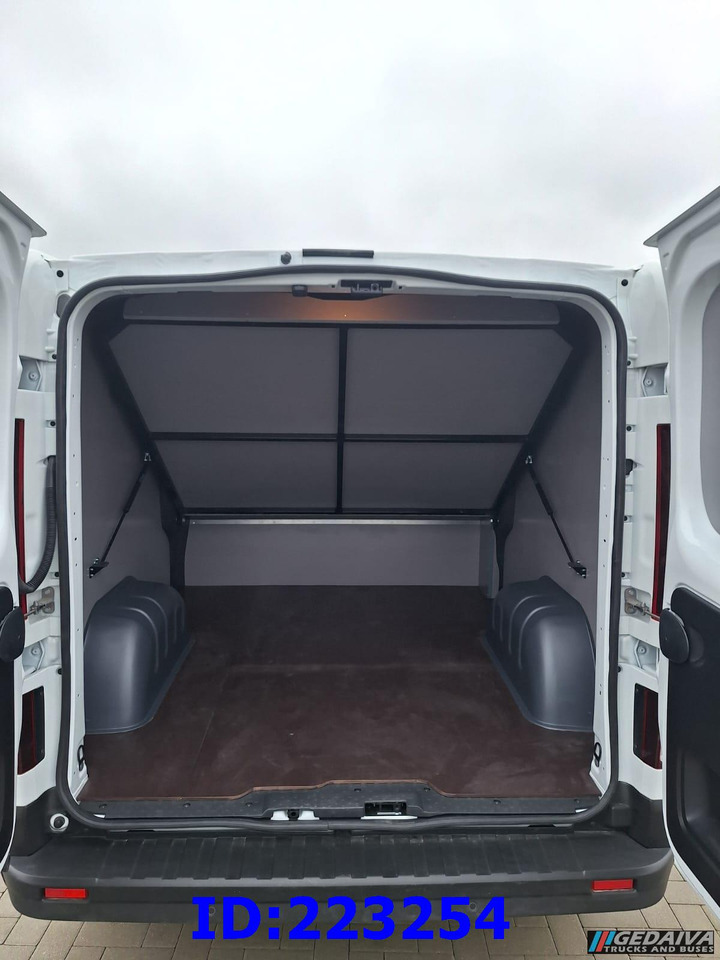 RENAULT Trafic NEW 2025 - Furgoneta combi: foto 5 RENAULT Trafic NEW 2025 - Furgoneta combi: foto 5