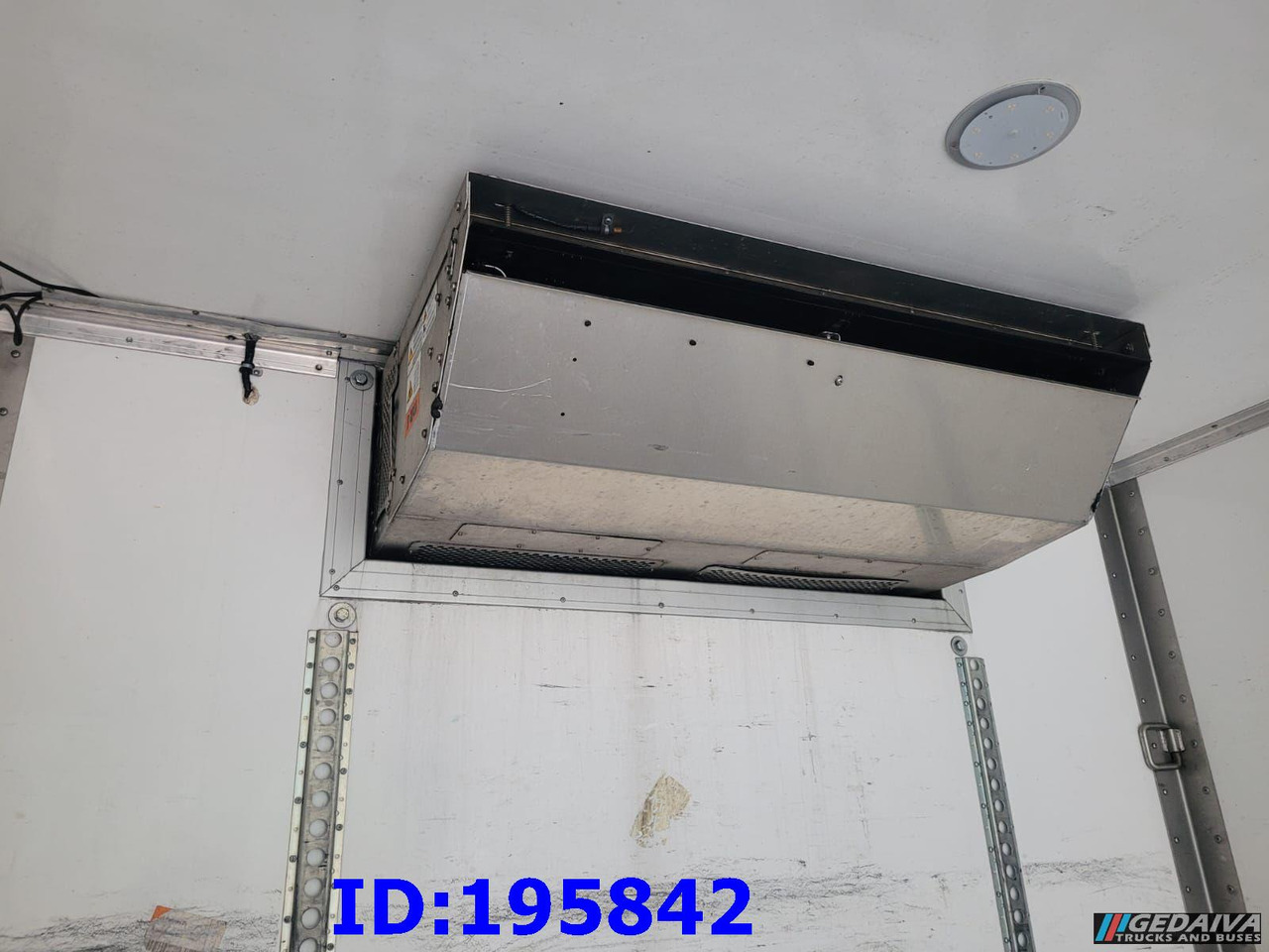 THERMO KING T-1000R - Refrigerador: foto 2 THERMO KING T-1000R - Refrigerador: foto 2