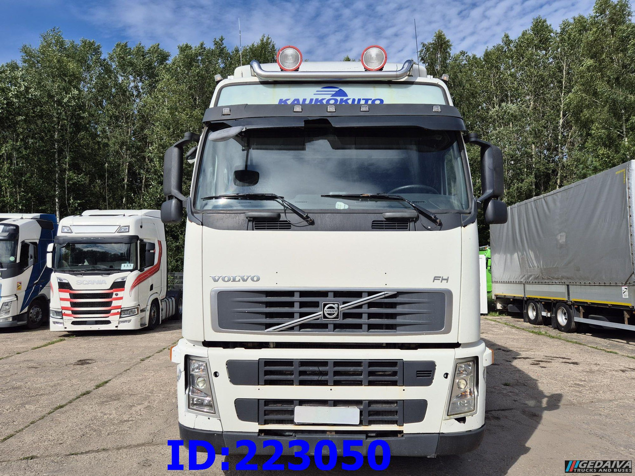 VOLVO FH13 480HP 6x2 Manual 10 tyres - Isotérmico camión: foto 2 VOLVO FH13 480HP 6x2 Manual 10 tyres - Isotérmico camión: foto 2