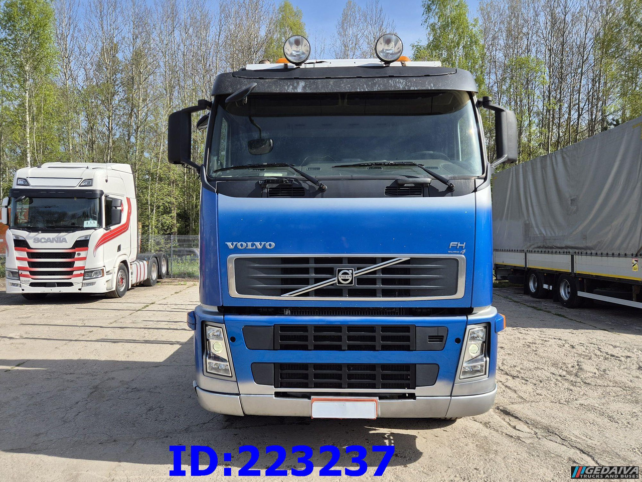 VOLVO FH13 480HP 6x4 - Camión forestal: foto 2 VOLVO FH13 480HP 6x4 - Camión forestal: foto 2