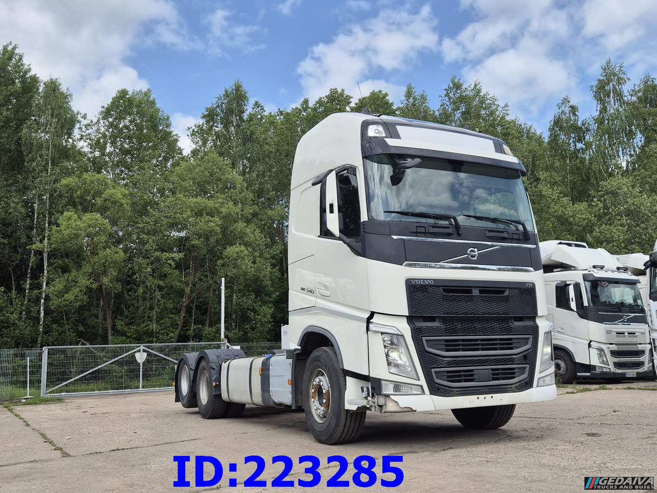 VOLVO FH13 540HP 6x2 (10 tyre) Euro6 - Chasis camión: foto 3 VOLVO FH13 540HP 6x2 (10 tyre) Euro6 - Chasis camión: foto 3