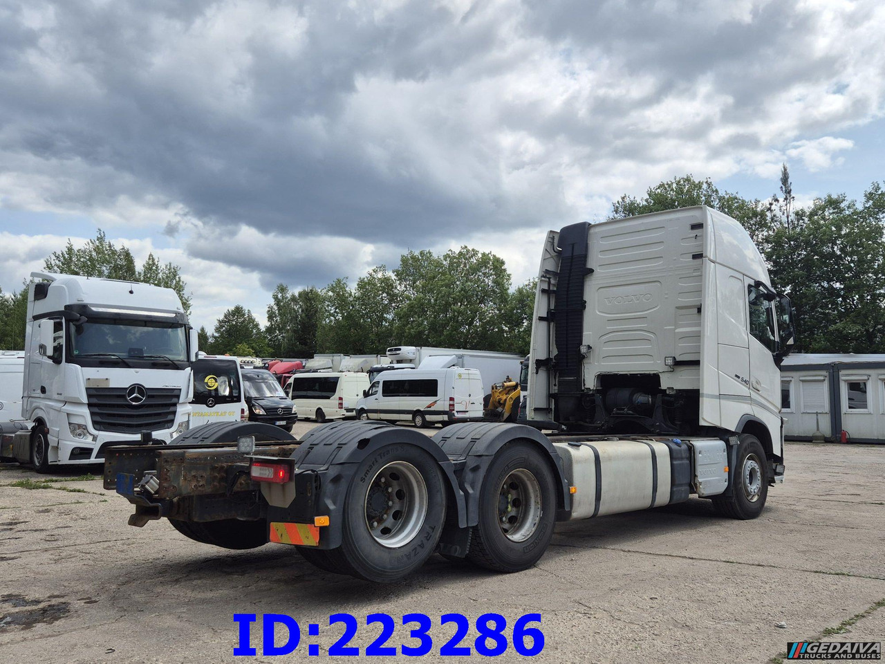 VOLVO FH13 540HP 6x2 (10 tyre) Euro6 - Chasis camión: foto 5 VOLVO FH13 540HP 6x2 (10 tyre) Euro6 - Chasis camión: foto 5