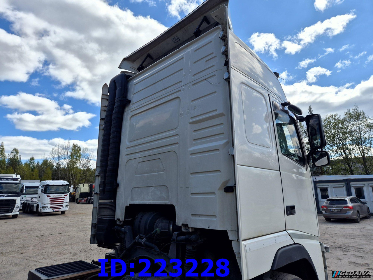VOLVO FH13 540HP 8X4 Euro5 - Chasis camión: foto 5 VOLVO FH13 540HP 8X4 Euro5 - Chasis camión: foto 5