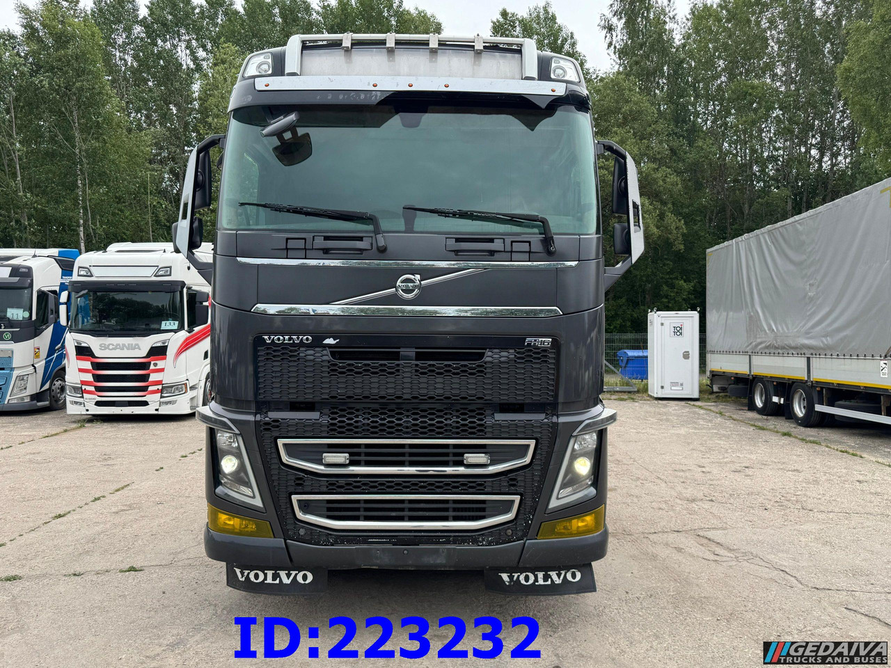 VOLVO FH16 700HP 8X4 Big Axles - Chasis camión: foto 2 VOLVO FH16 700HP 8X4 Big Axles - Chasis camión: foto 2