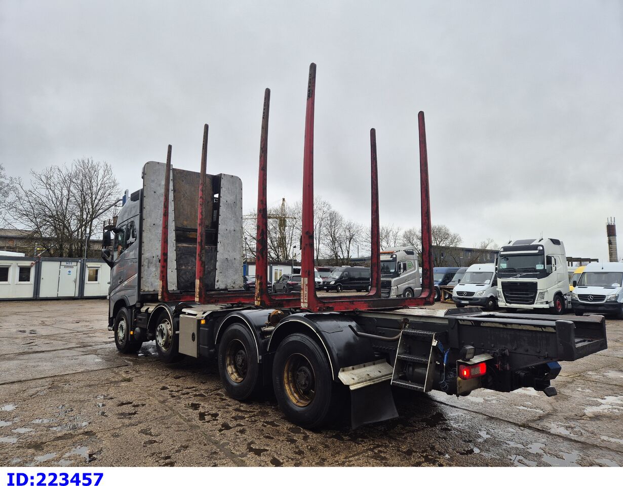 VOLVO FH16 750HP 8x4 Big axles - Camión forestal: foto 4 VOLVO FH16 750HP 8x4 Big axles - Camión forestal: foto 4