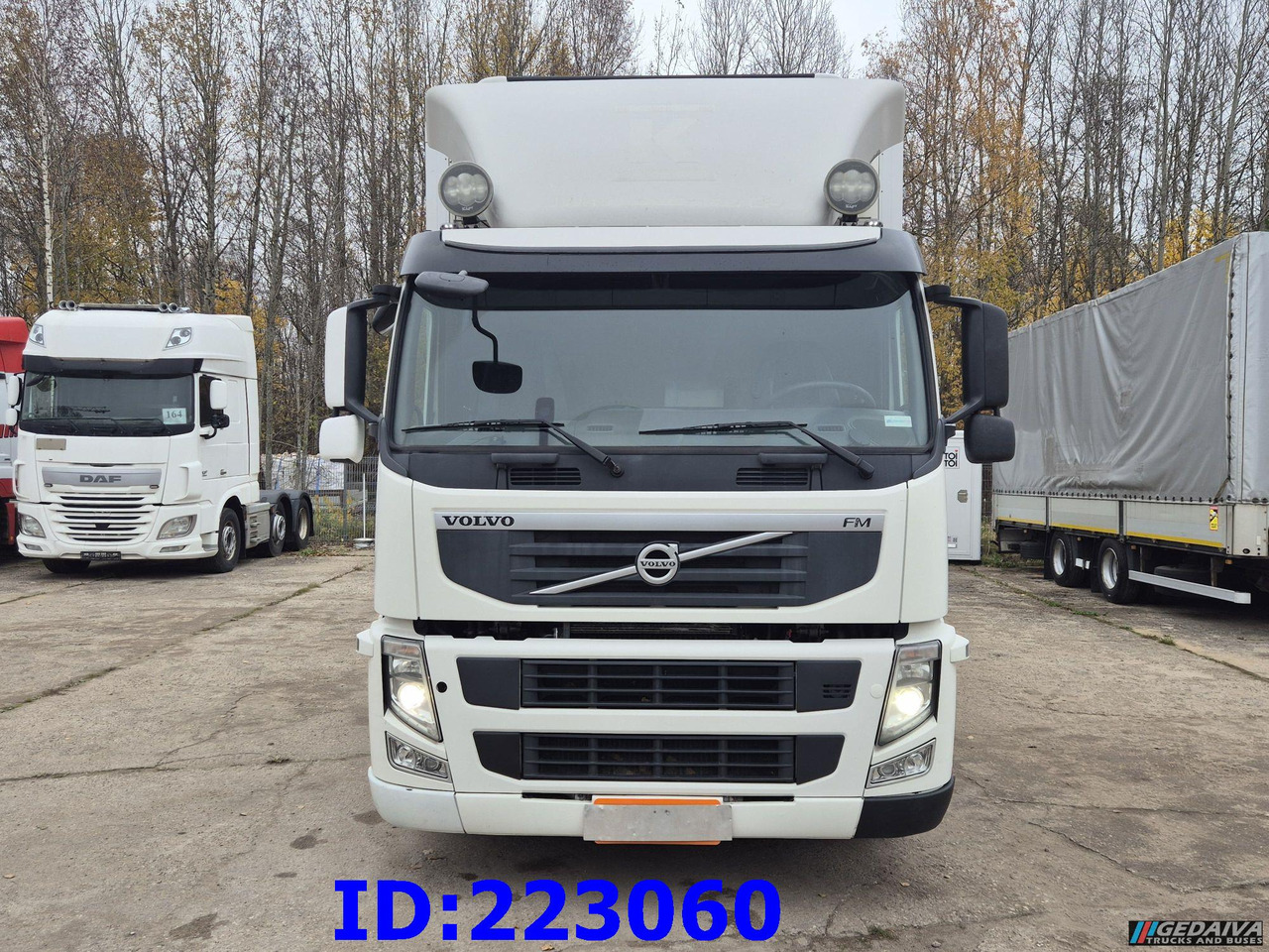 VOLVO FM 410HP - 6X2 - Euro5 -Steering axle - Frigorífico camión: foto 2 VOLVO FM 410HP - 6X2 - Euro5 -Steering axle - Frigorífico camión: foto 2