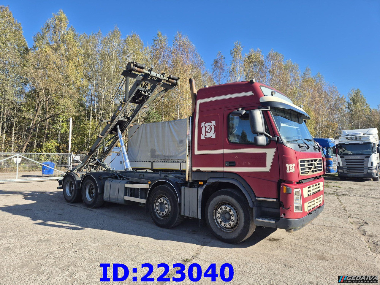 VOLVO FM12 420HP 8x2 - Camión con equipo de cable: foto 4 VOLVO FM12 420HP 8x2 - Camión con equipo de cable: foto 4