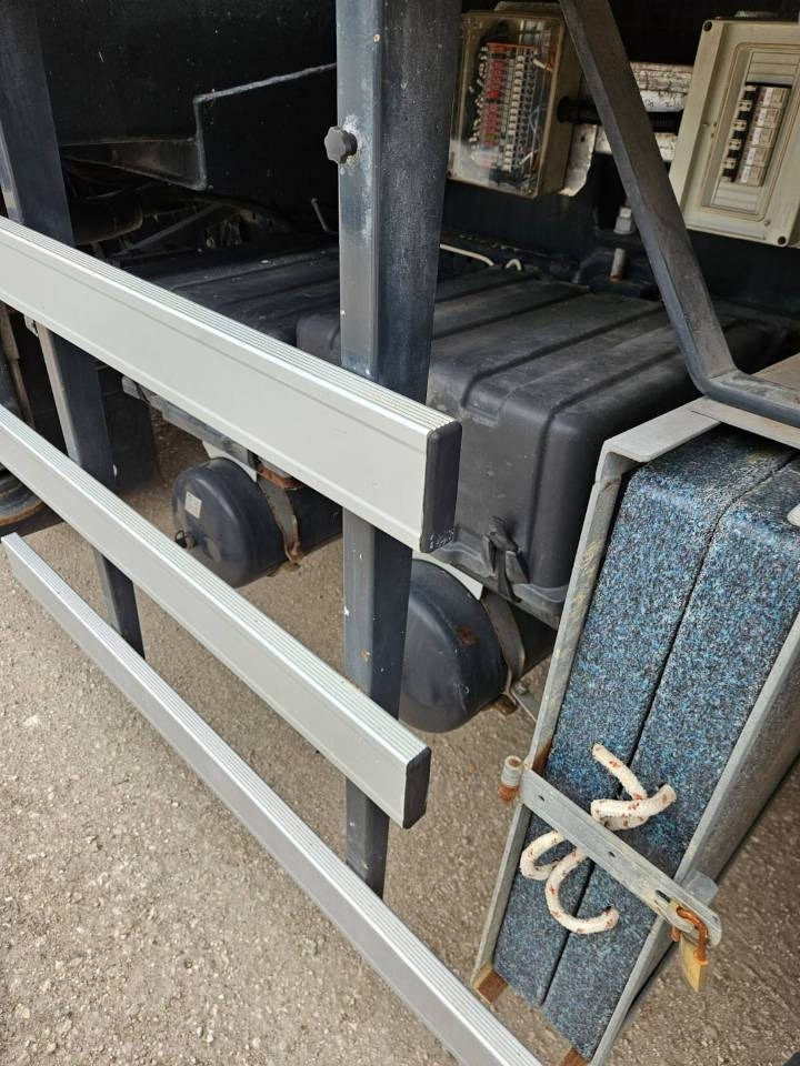 CTE CTE B LIFT 390 HR - Camión con plataforma elevadora: foto 5 CTE CTE B LIFT 390 HR - Camión con plataforma elevadora: foto 5