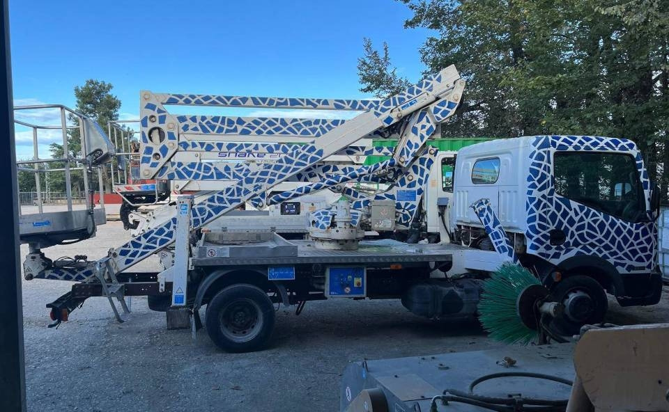 CTE Z 19 - Camión con plataforma elevadora: foto 1 CTE Z 19 - Camión con plataforma elevadora: foto 1