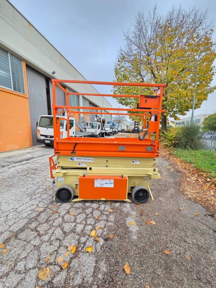 JLG 6 RS - Plataforma de tijeras: foto 1 JLG 6 RS - Plataforma de tijeras: foto 1