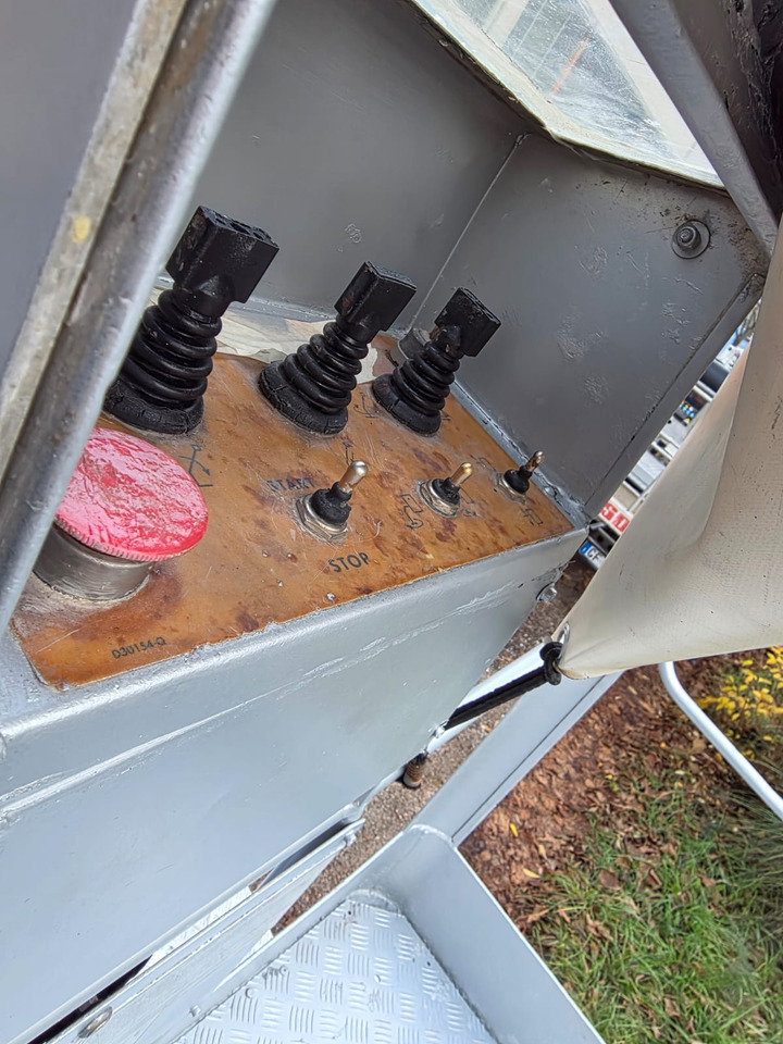 MULTITEL ALU 220 - Maquinaria de construcción: foto 5 MULTITEL ALU 220 - Maquinaria de construcción: foto 5