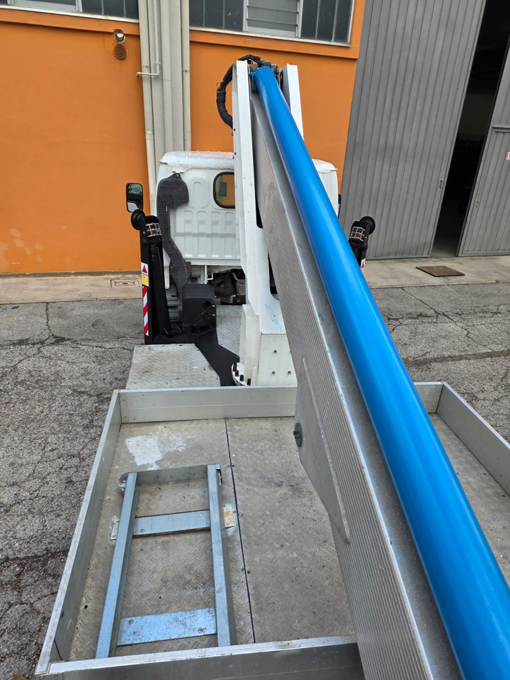 MULTITEL ALU 220 - Maquinaria de construcción: foto 4 MULTITEL ALU 220 - Maquinaria de construcción: foto 4