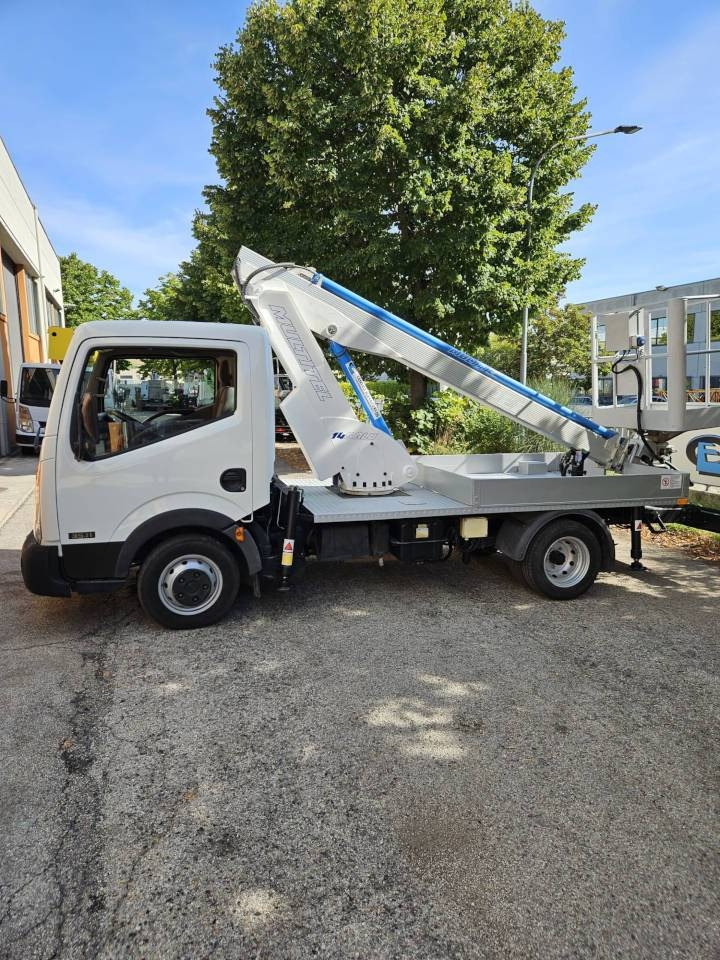 Multitel ALU 145 - Camión con plataforma elevadora: foto 1 Multitel ALU 145 - Camión con plataforma elevadora: foto 1